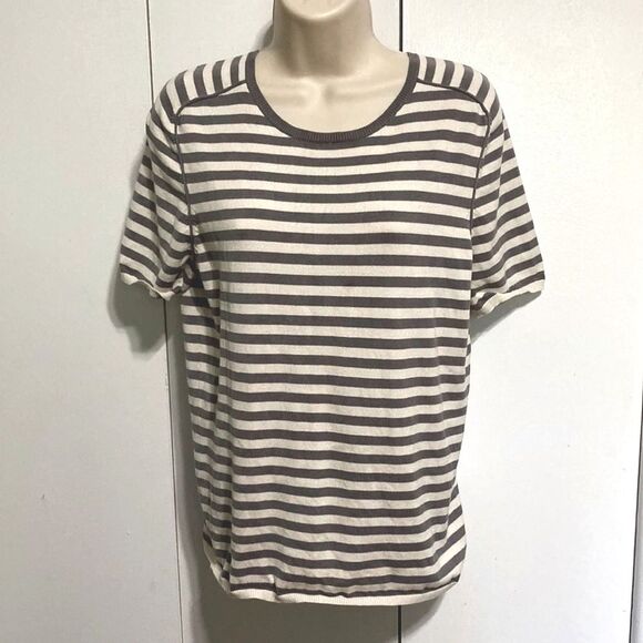 TALBOTS SILK Striped Gray White Short Sleeve Sweater Women's Medium - Picture 7 of 13